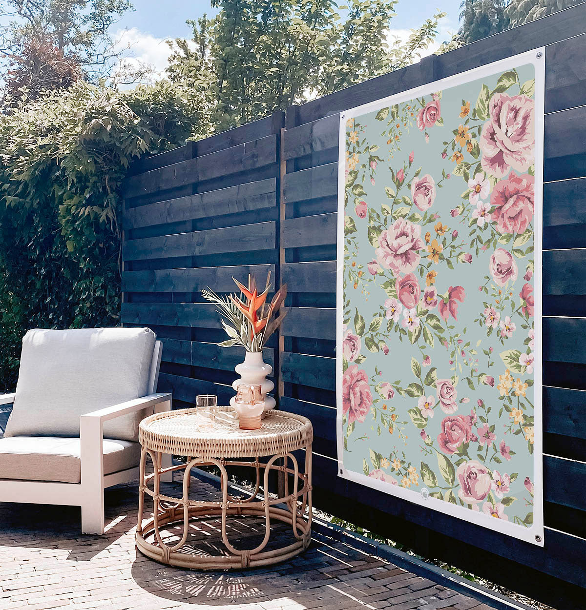 HIP ORGNL Charming Floral Garden Side