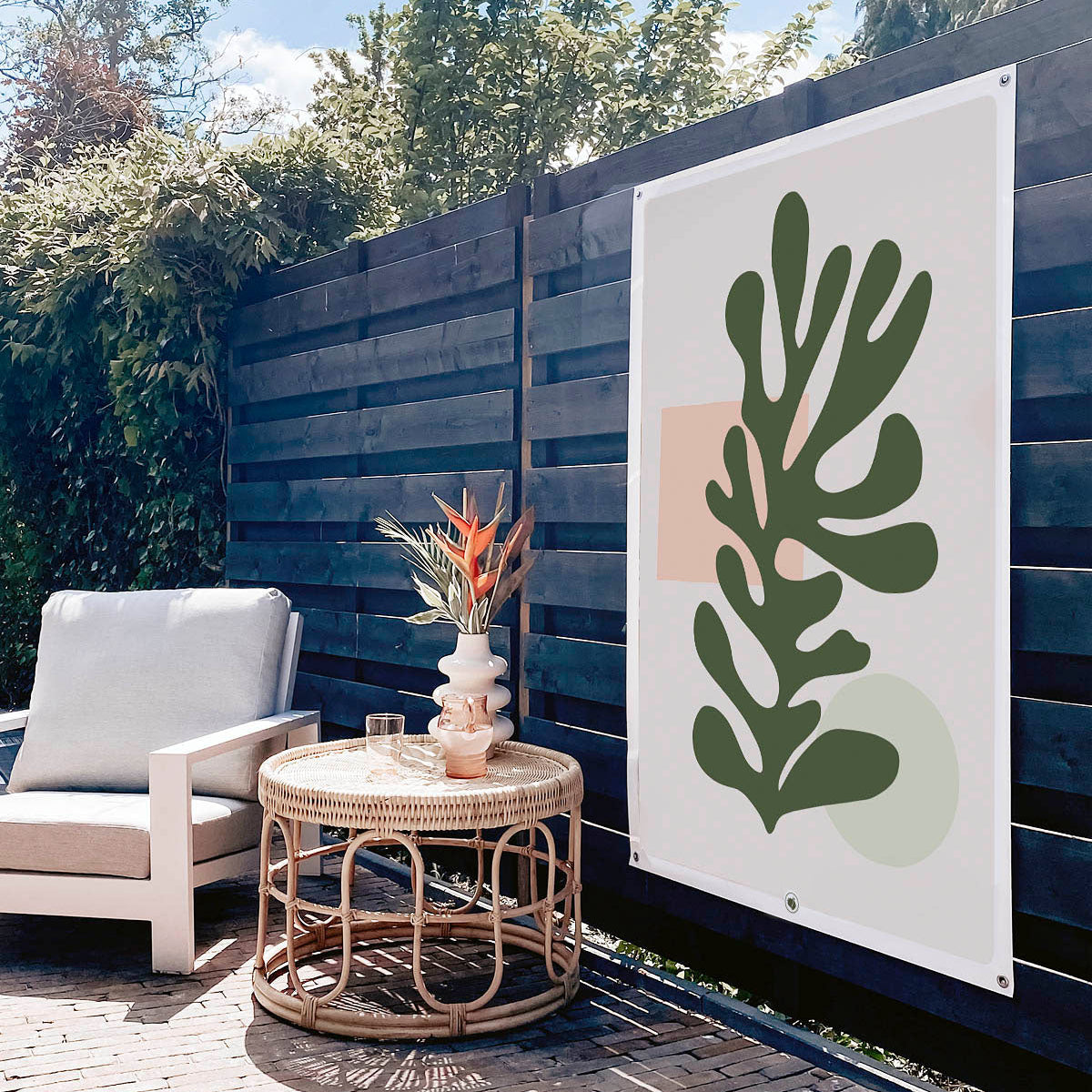 HIP ORGNL Fine Green Coral Garden Side