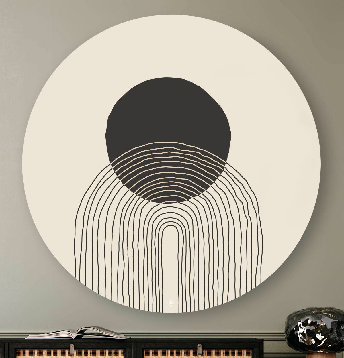 Wandcirkel aan de muur met lijnen in de vorm van een boog en een ronde cirkel voorzijde