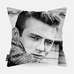 Sierkussen achterzijde met daarop een iconisch portret van James Dean
