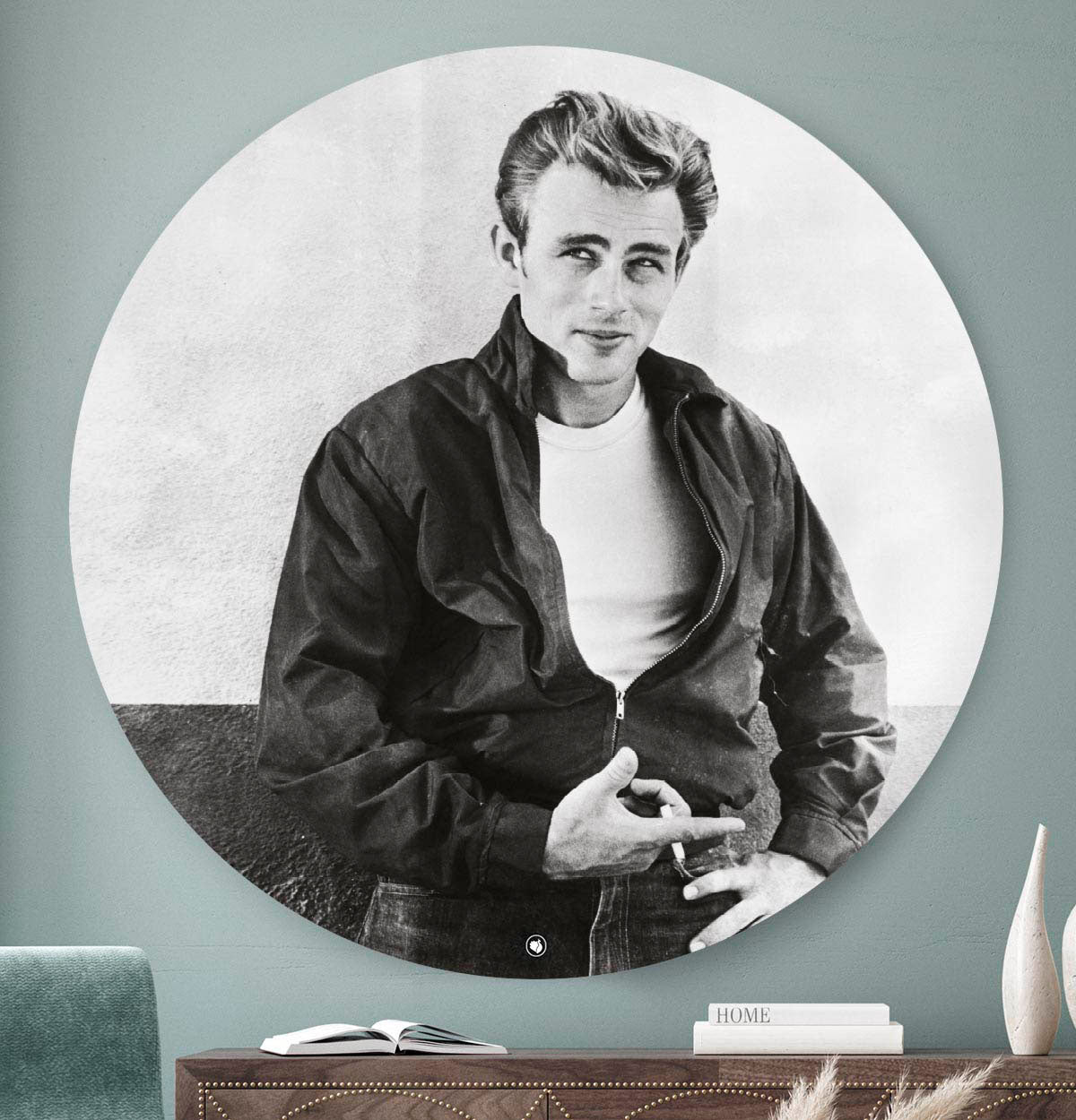 Wanddecoratie met een portret van James Dean in het zwart wit aan de muur