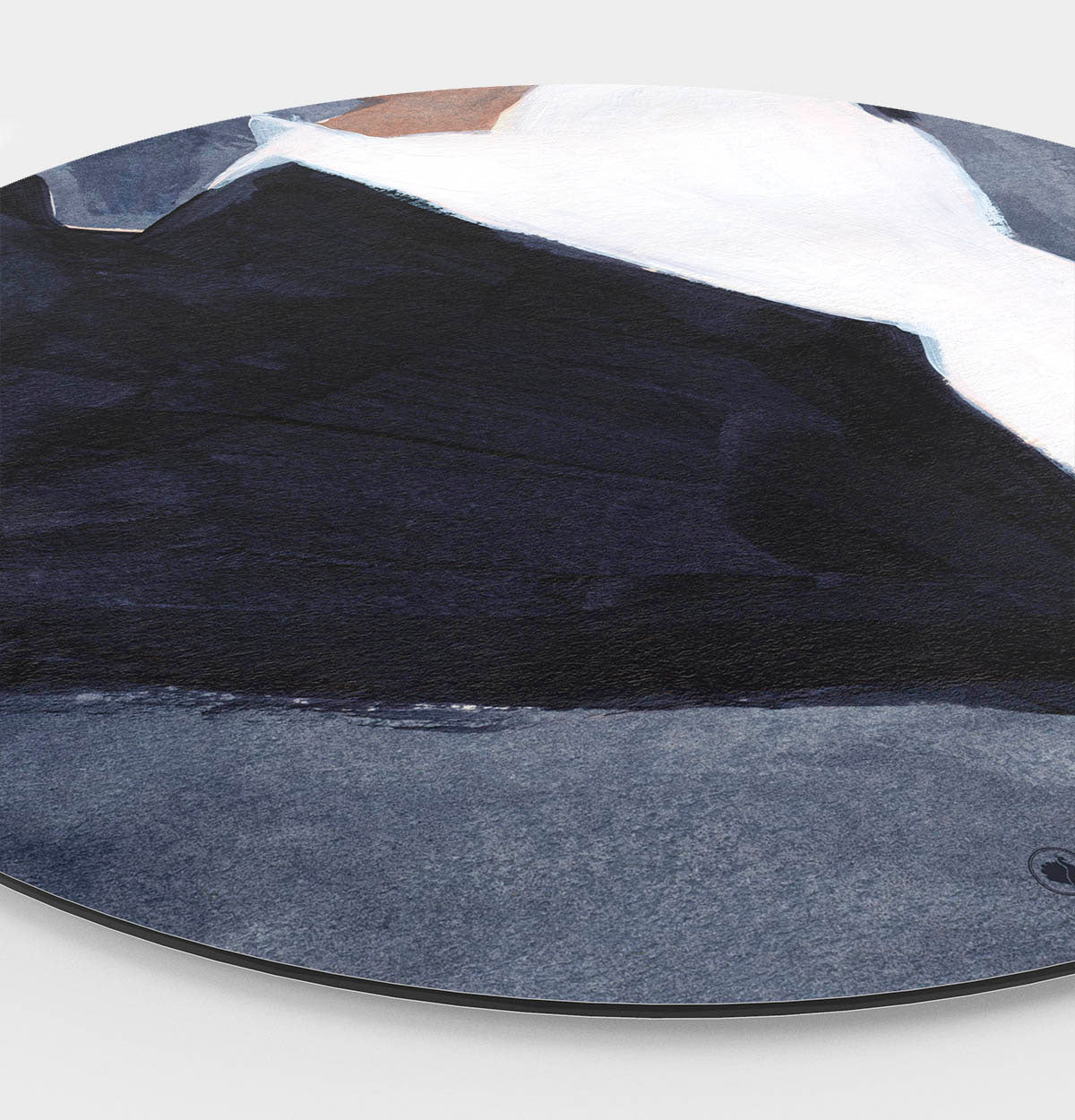 Zijkant van een wandcirkel met blauw beige kleuren