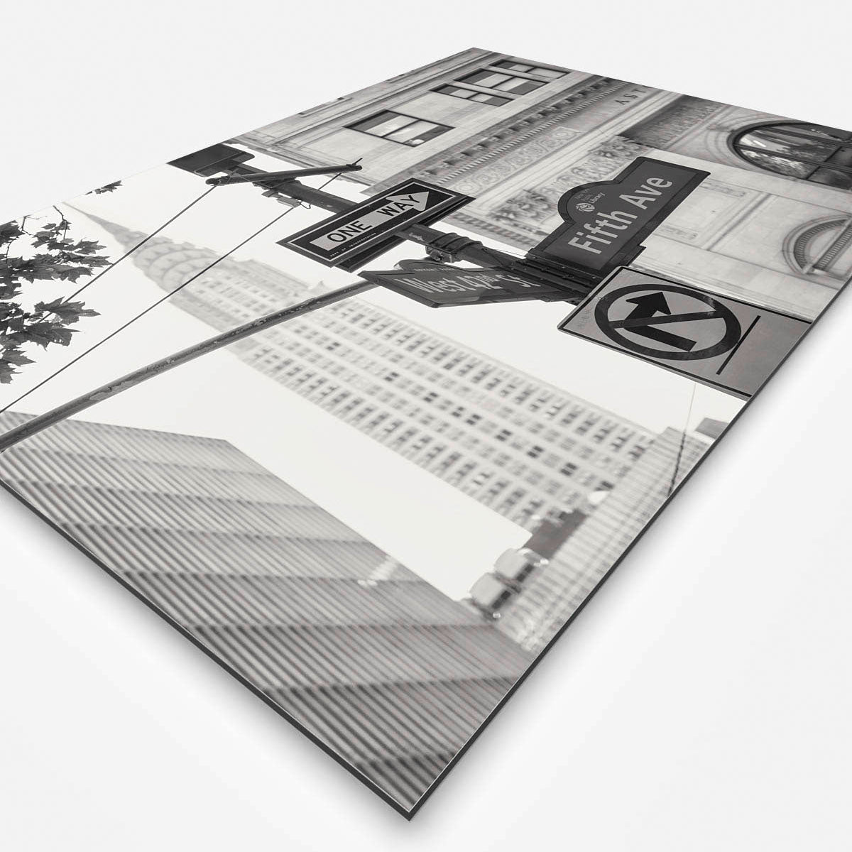 Vierkante wanddecoratie van Fifth Avenue in zwart-wit.