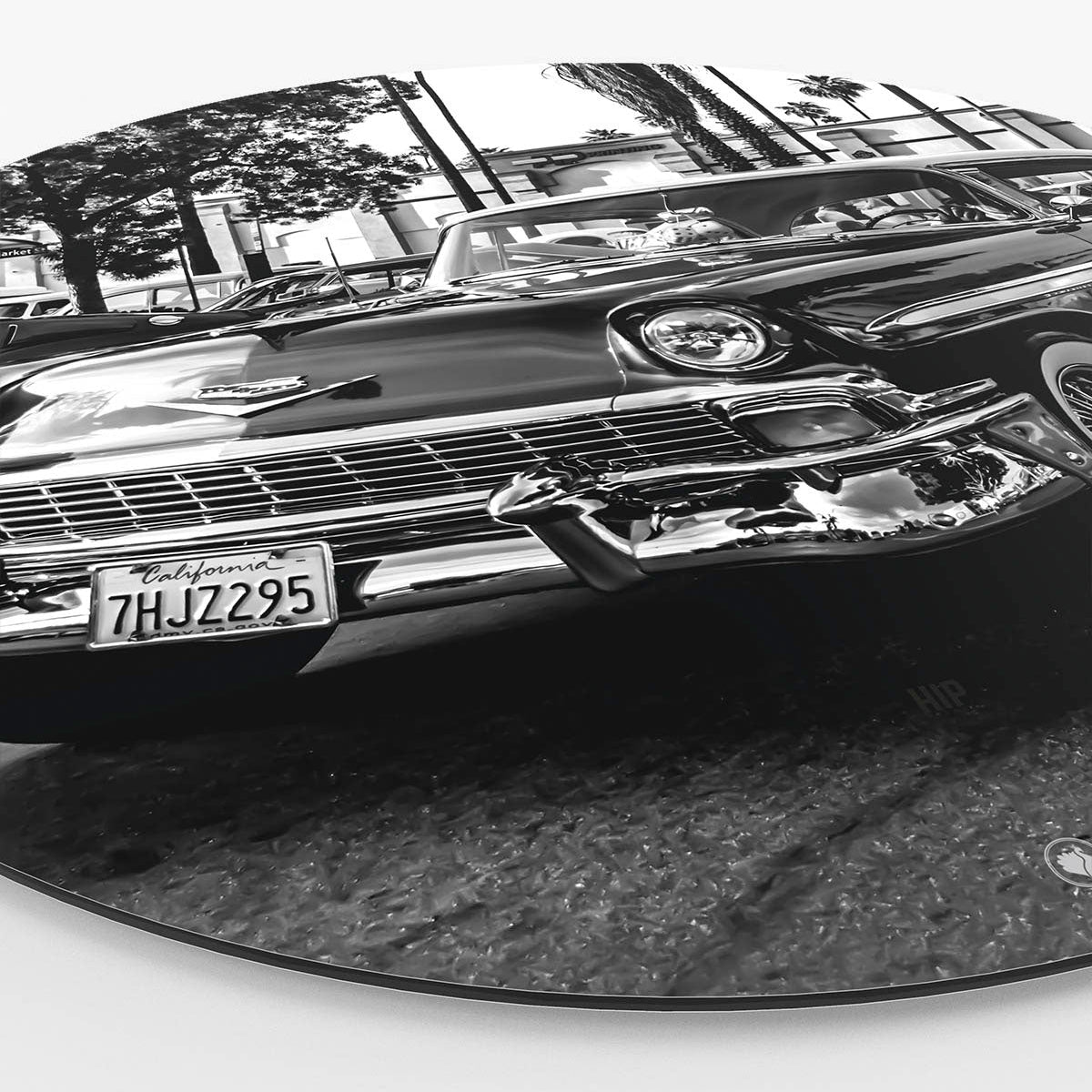 Wanddecoratie met zwart witte chevrolet in californië.