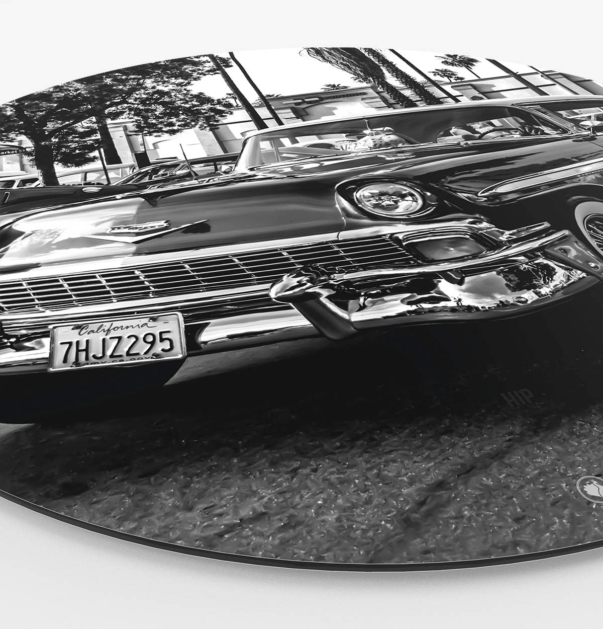 Wanddecoratie met zwart witte chevrolet in californië.
