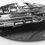 Wanddecoratie met zwart witte chevrolet in californië.