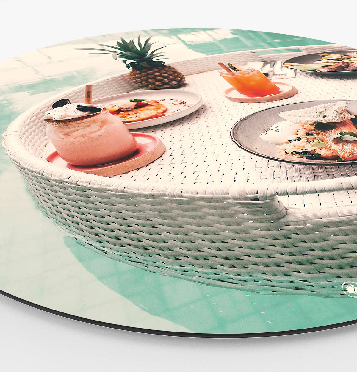 Wanddecoratie met luxe drijvend ontbijt.