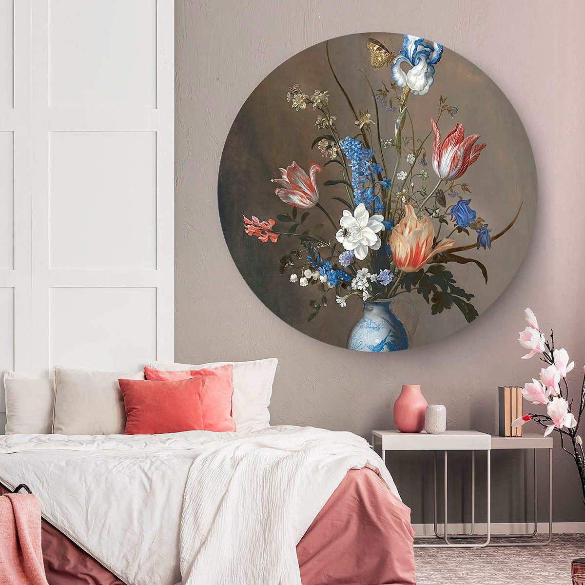 Wandcirkel HIPORGNL_Masters-Bloemen-in-een-Wan-Li-vaas-en-schelpen-