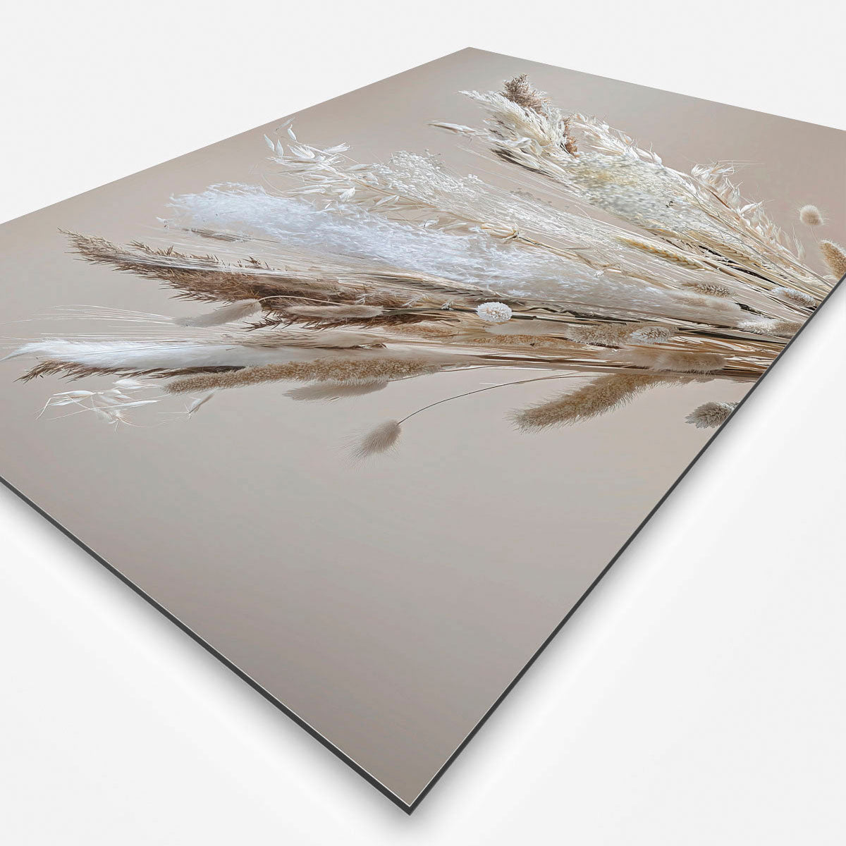 Schilderij met droogbloemen en pluimen