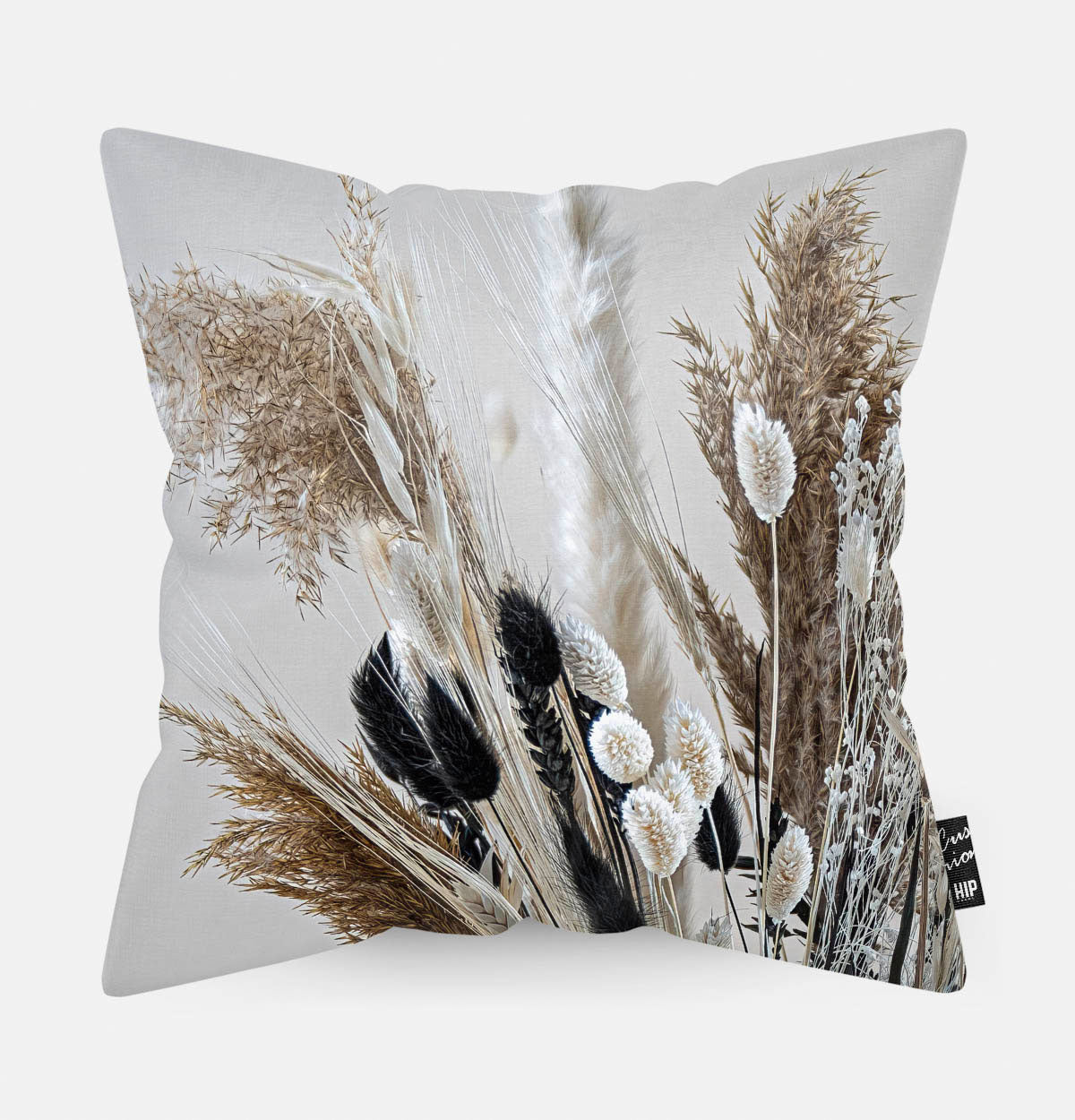 Sierkussen met droogbloemen in zwart en beige