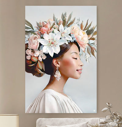 HIPORGNL_Woman_Adorned_by_Botanical_Beauty_Front_Rechthoek