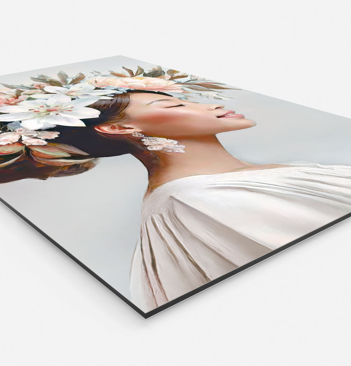 HIPORGNL_Woman_Adorned_by_Botanical_Beauty_Side_Staand