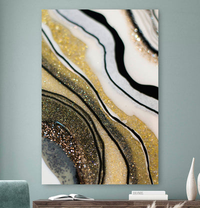 Vierkante wanddecoratie met Gouden Agate erop.