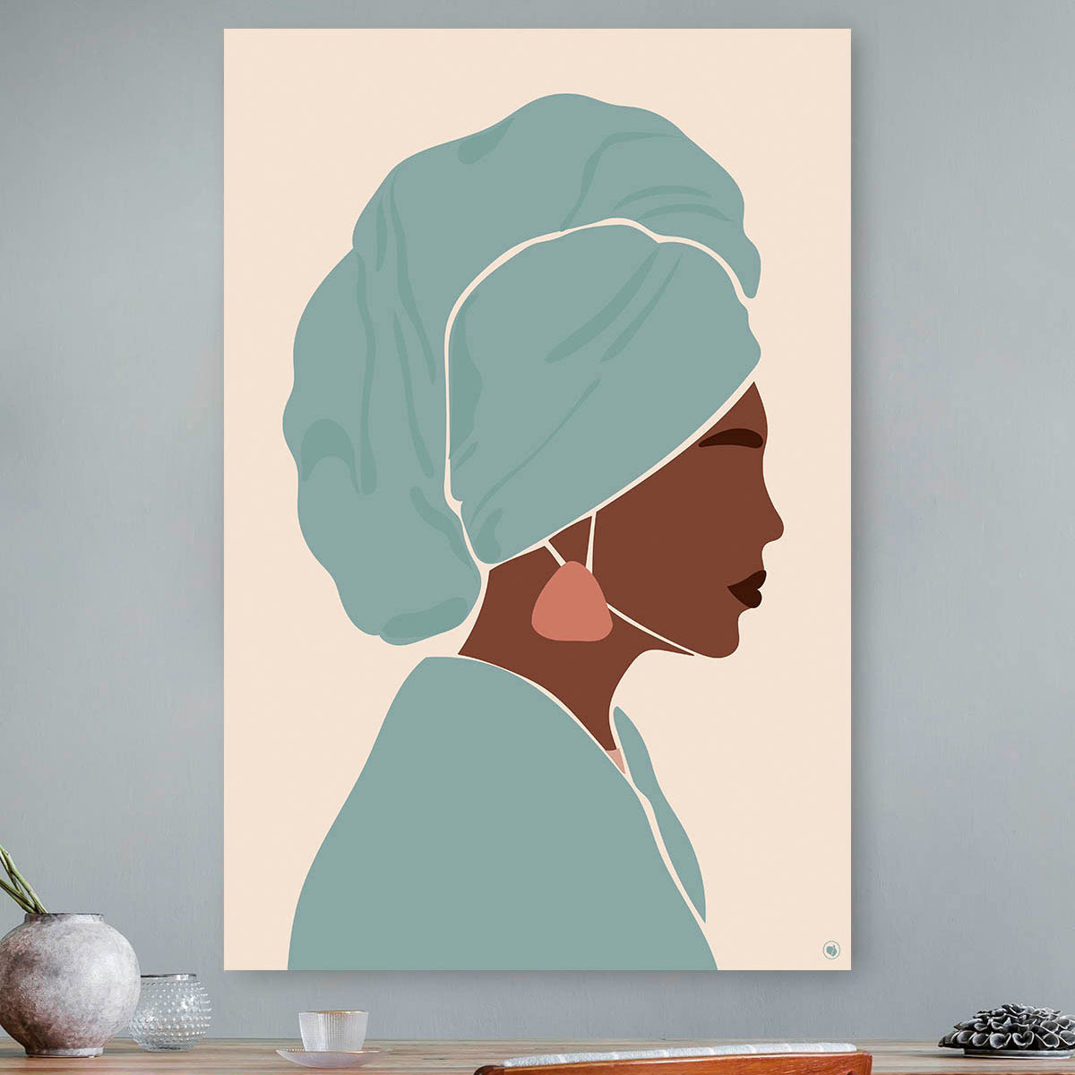 Vierkante wanddecoratie met Afrikaanse vrouw in moderne kunst erop.