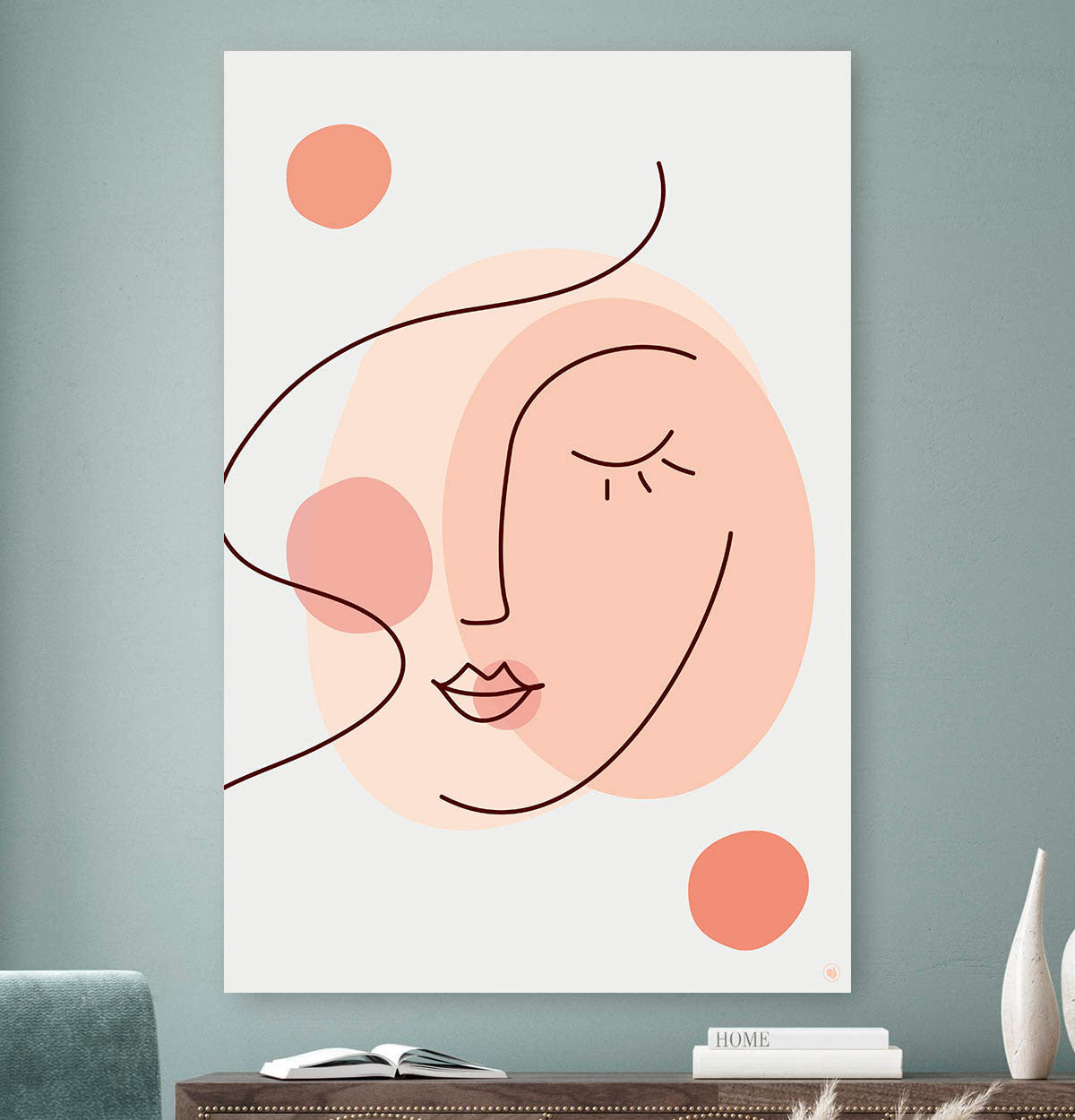 Vierkante wanddecoratie met gestyld gezicht in moderne kunst erop.
